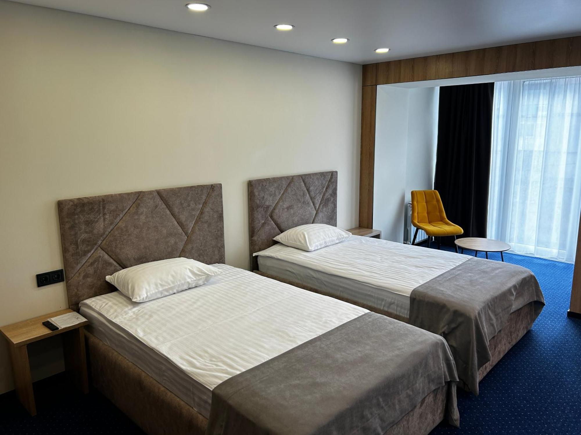 Optima Collection Kamianske Hotel Exterior photo